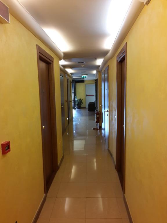Albergo Sonia Firenze Kültér fotó