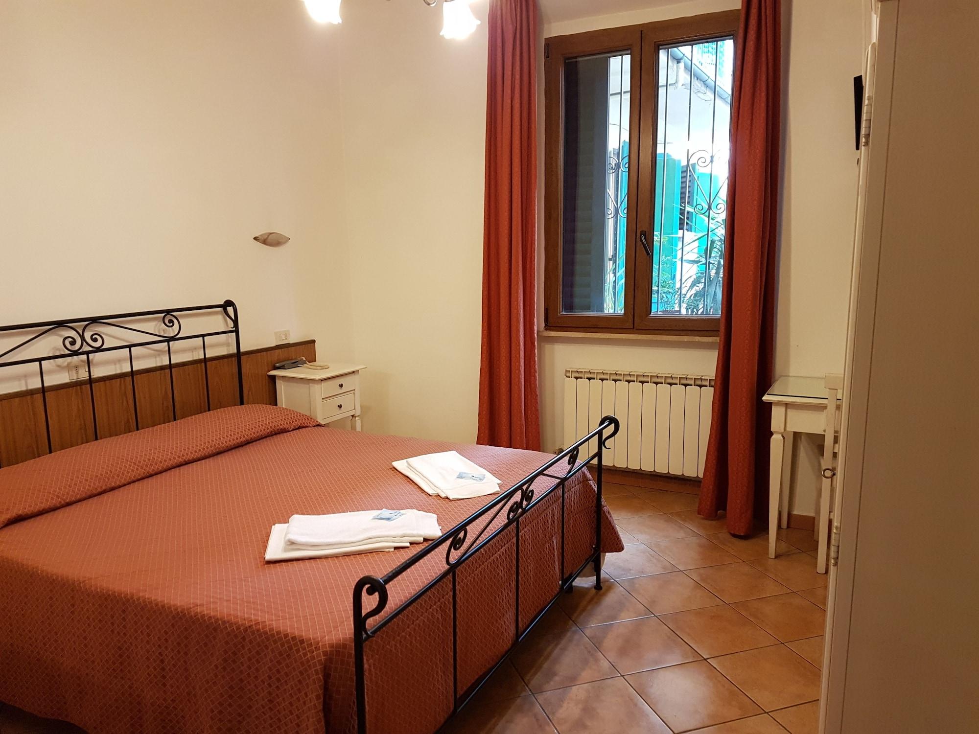 Albergo Sonia Firenze Kültér fotó
