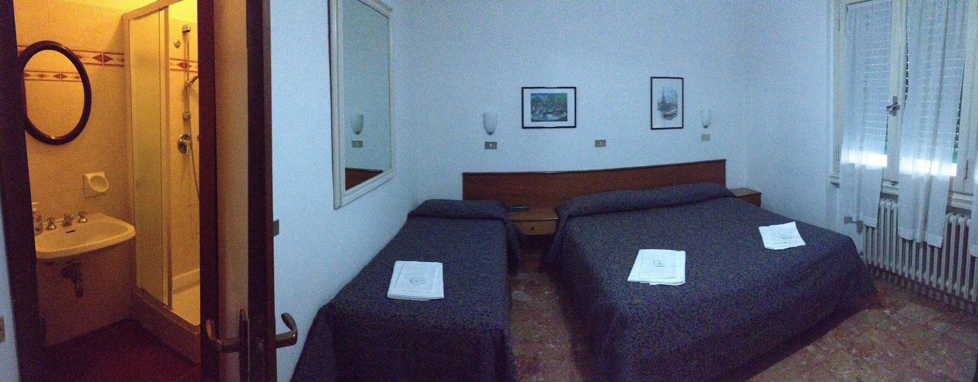 Albergo Sonia Firenze Kültér fotó