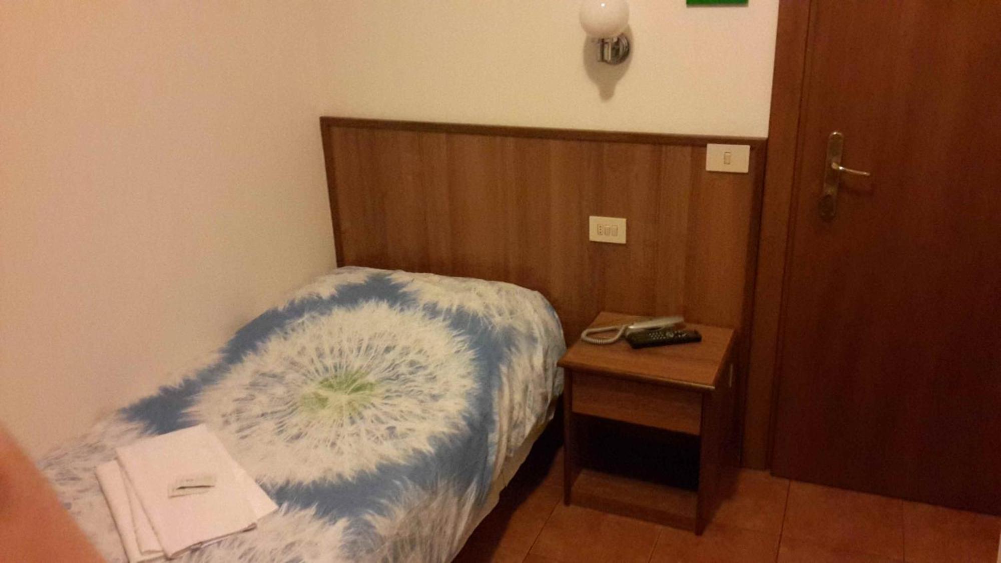 Albergo Sonia Firenze Szoba fotó