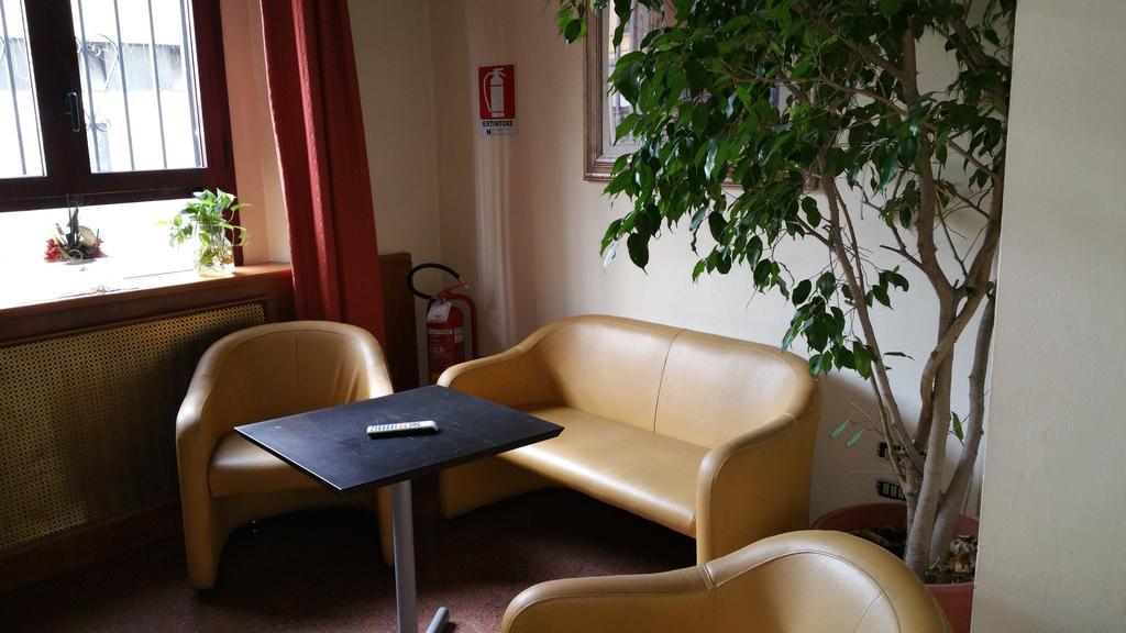 Albergo Sonia Firenze Kültér fotó