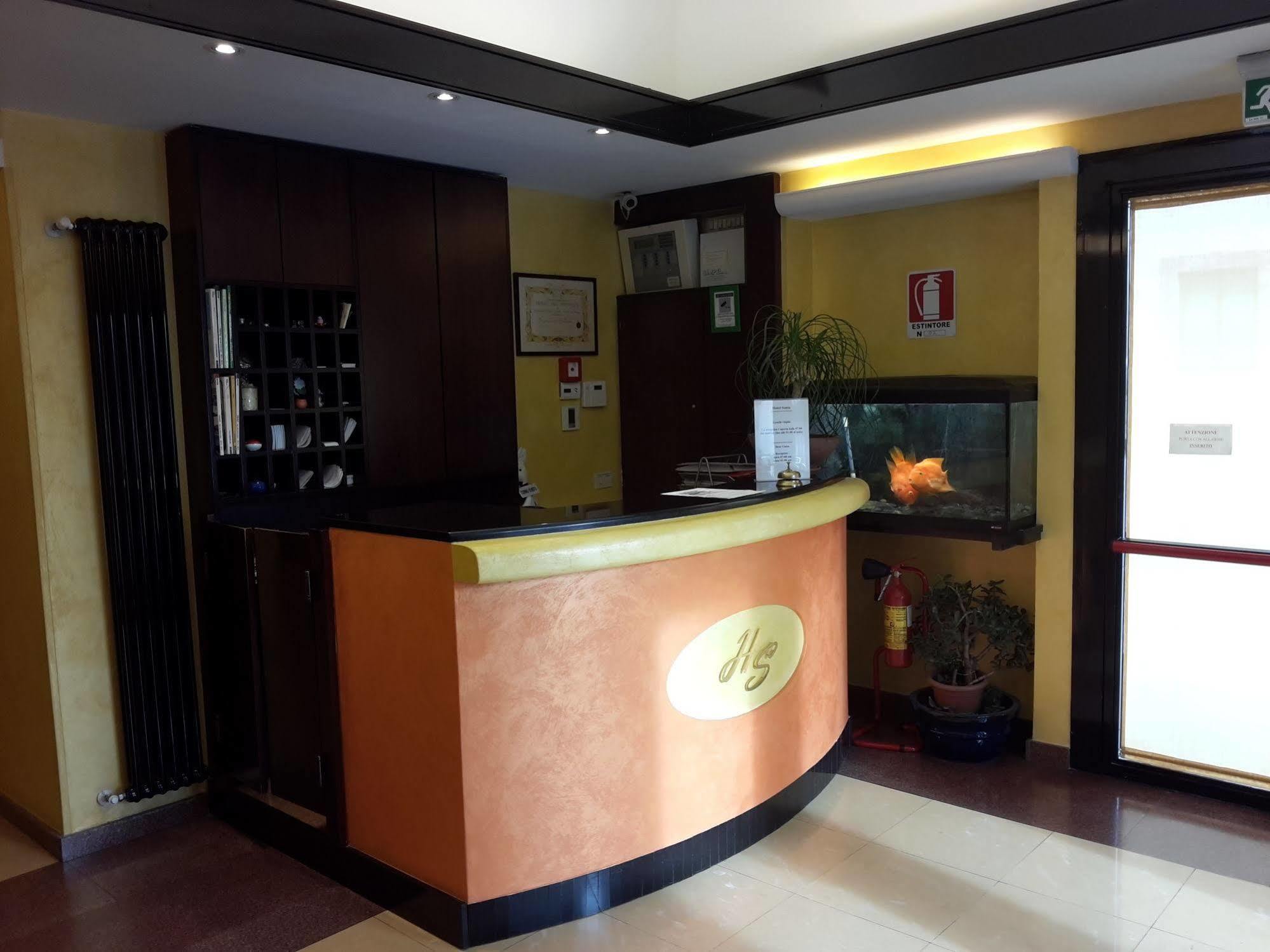 Albergo Sonia Firenze Kültér fotó