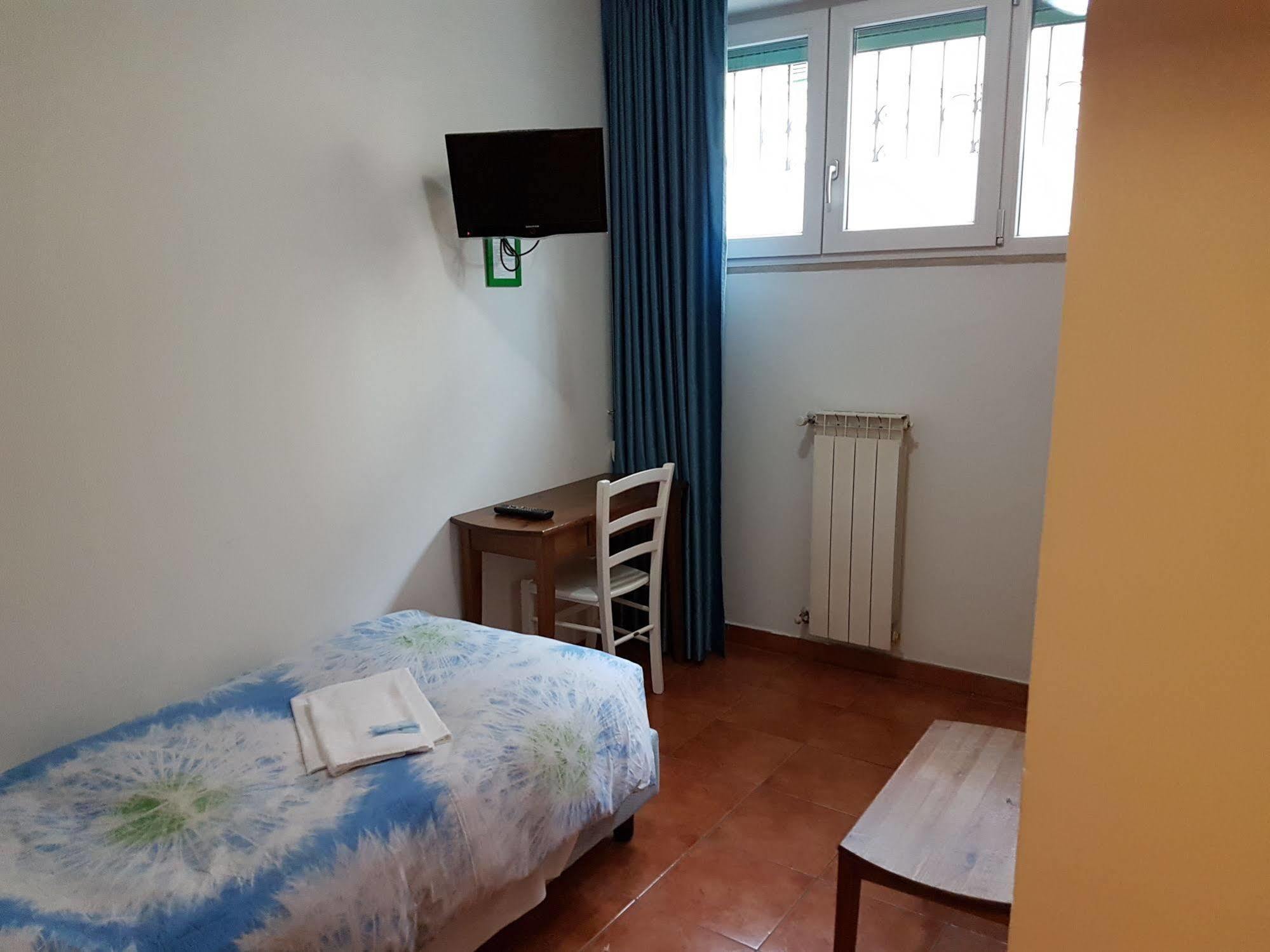 Albergo Sonia Firenze Kültér fotó